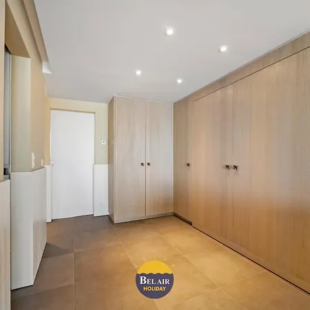 Bel Air - Modern 2-bedroom Flat With Stunning Sea Views! T167